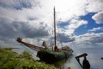 Albatros afgemeerd bij de Rozewerf op Marken