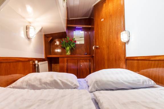 Wadtjalk Antonia Maria hut met tweepersoons bed
