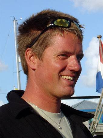 Schipper aan dek van de Gouwzee