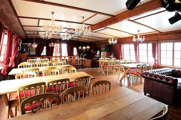 BootBootBoot spiegelretourschip Soeverein salon