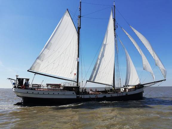 BootBootBoot Store Baelt Onder Zeil